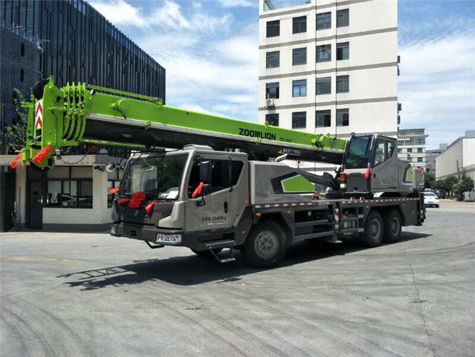 佳木斯市随车吊师傅告诉你租赁随车吊车如何区分吨位