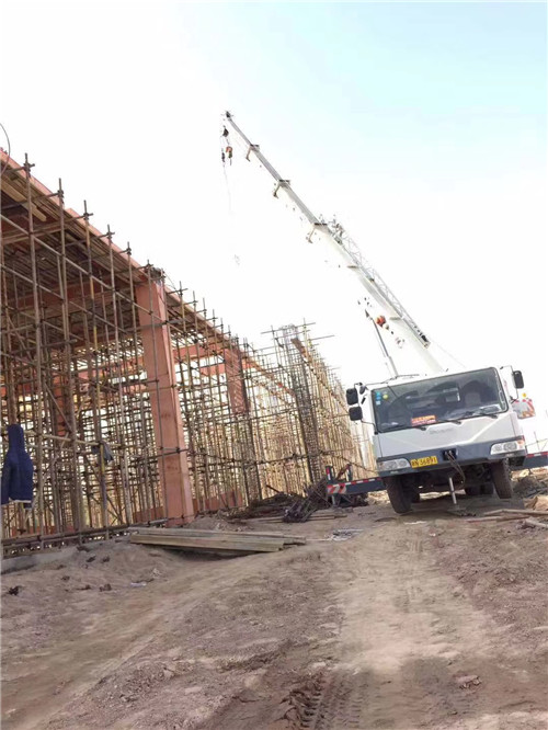 佳木斯市吊车作业的安全注意事项有哪些？