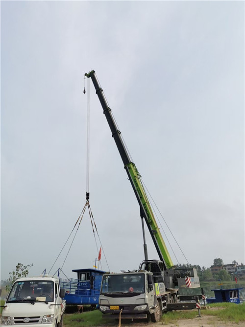 佳木斯市桥梁建设吊装案例